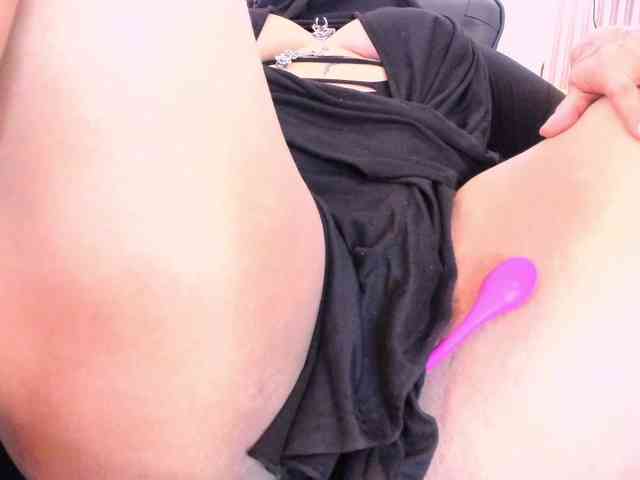 zully-arabb webcam