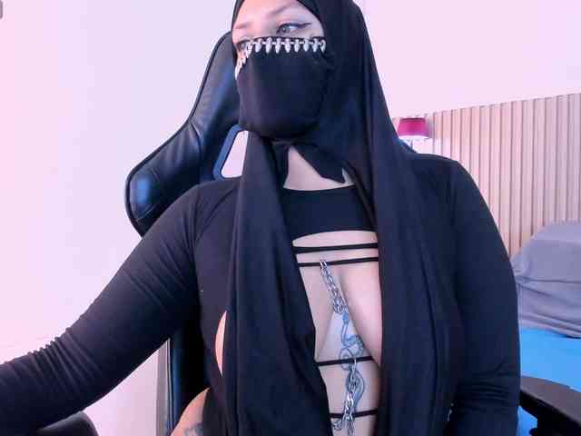 zully-arabb webcam