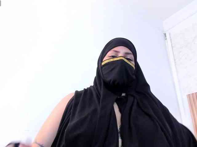 zully-arabb webcam