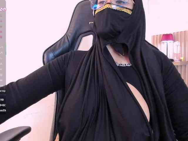 zully-arabb webcam