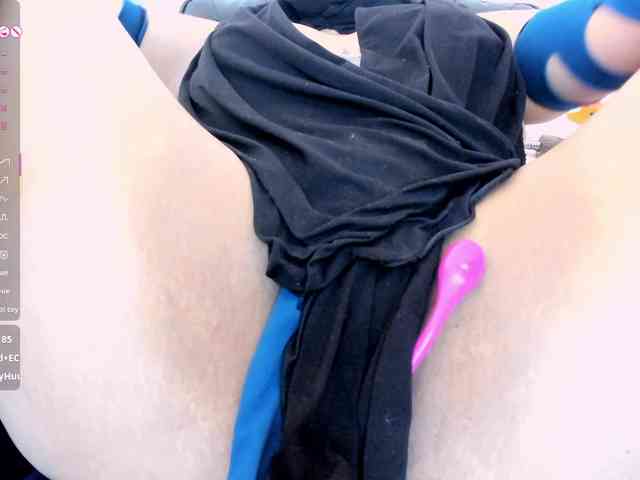 zully-arabb webcam