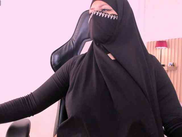 zully-arabb webcam