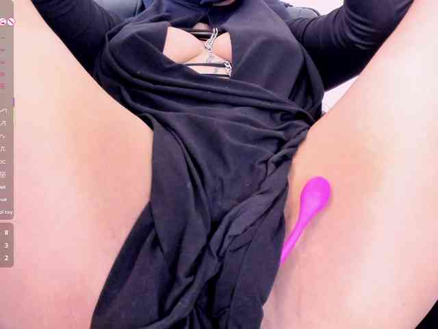 zully-arabb webcam