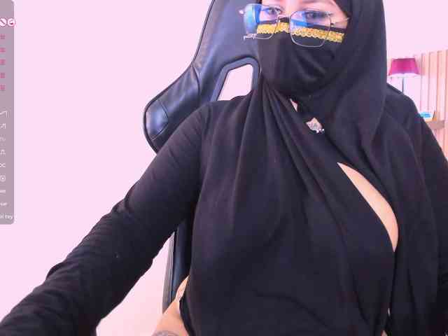 zully-arabb webcam