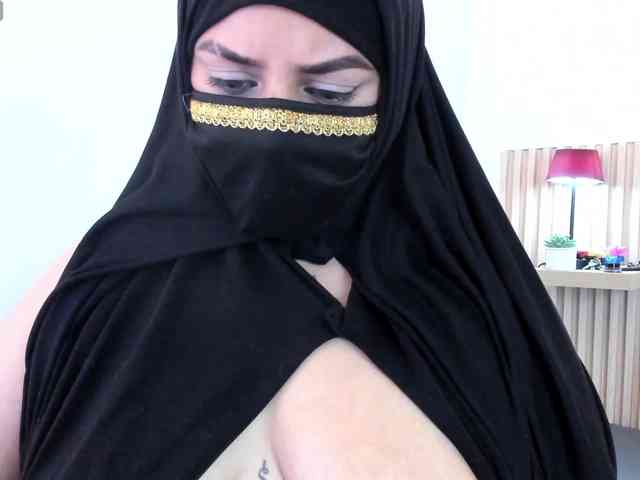 zully-arabb webcam