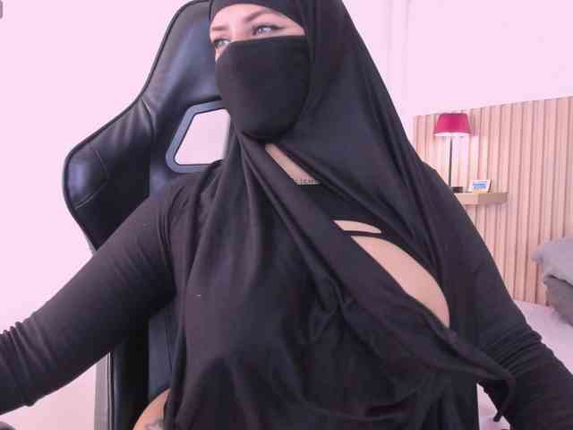 zully-arabb webcam