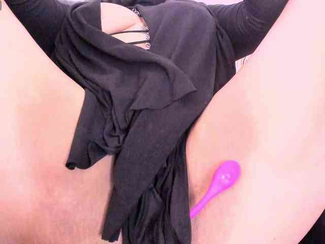 zully-arabb webcam