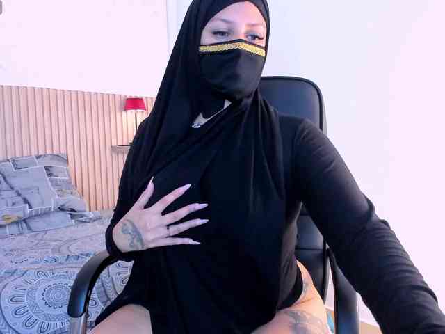 zully-arabb webcam