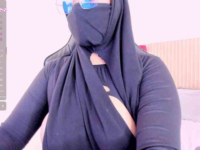 zully-arabb webcam