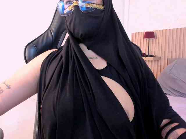 zully-arabb webcam