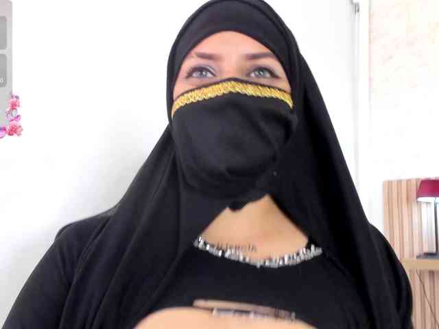 zully-arabb webcam