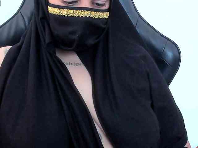 zully-arabb zully-arabb