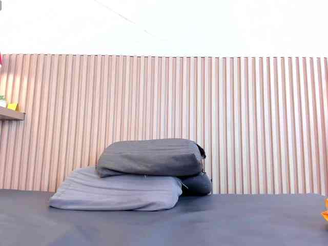 zully-arabb webcam