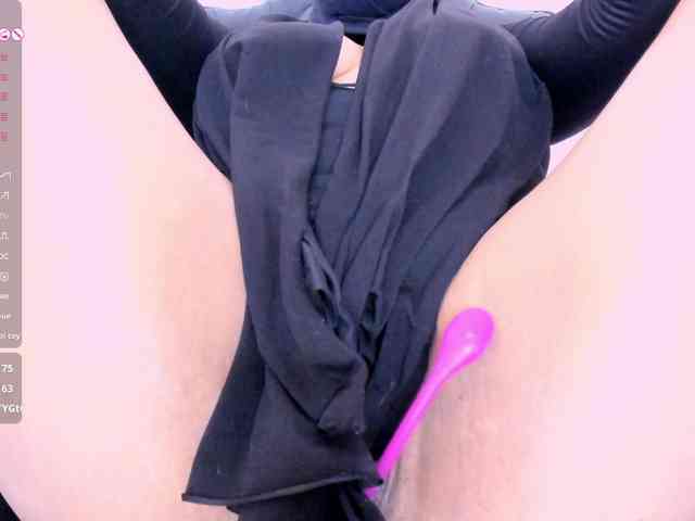 zully-arabb webcam
