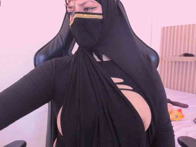 zully-arabb webcam