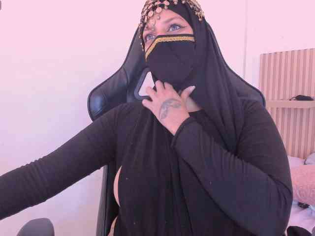 zully-arabb webcam