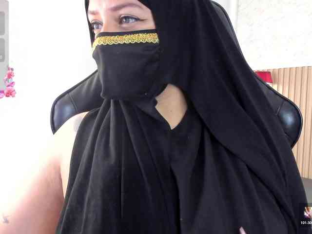 zully-arabb webcam