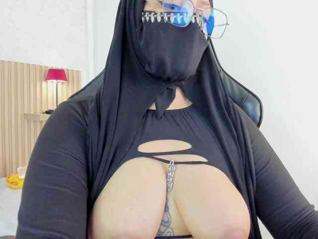 zully-arabb webcam