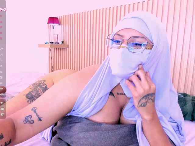zully-arabb webcam