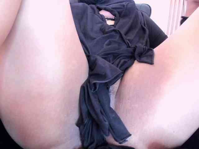 zully-arabb webcam