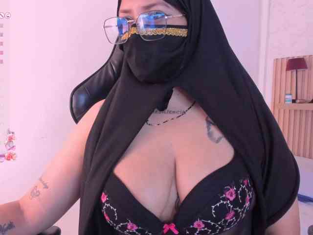 zully-arabb zully-arabb