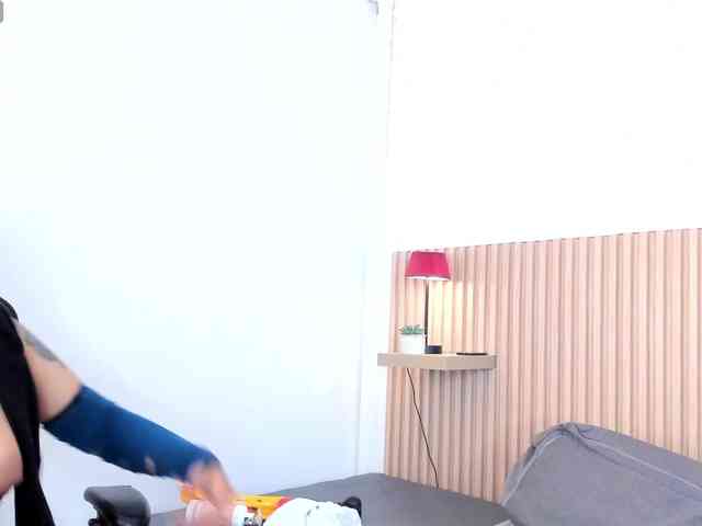 zully-arabb webcam
