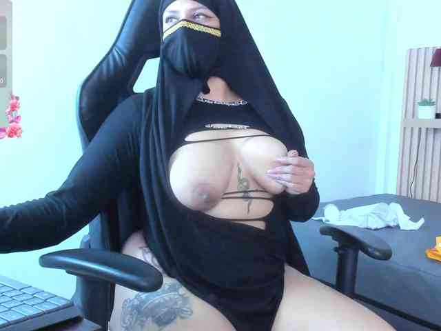 zully-arabb webcam