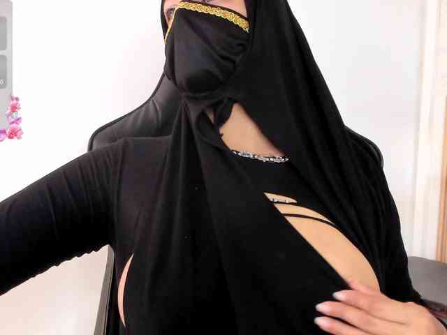 zully-arabb webcam