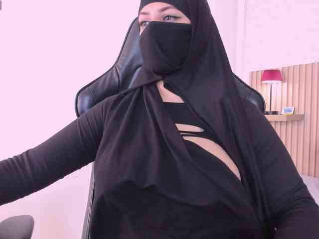 zully-arabb webcam