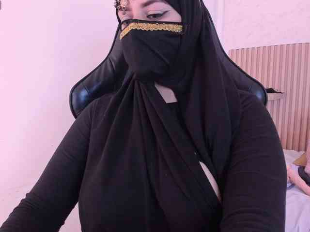 zully-arabb webcam