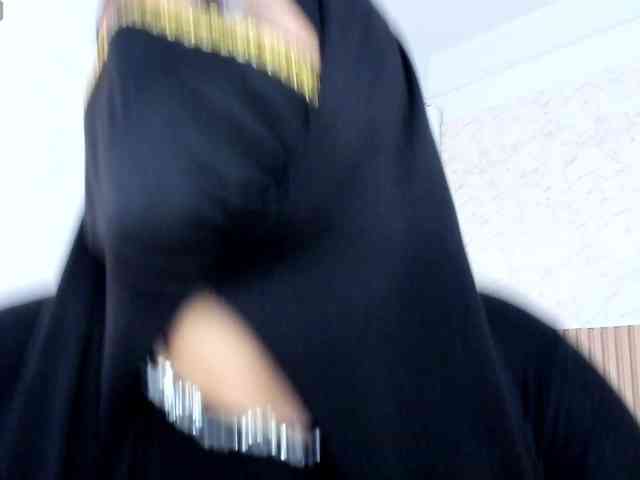 zully-arabb webcam