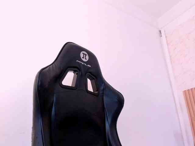 zully-arabb webcam