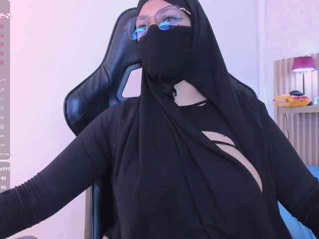zully-arabb webcam