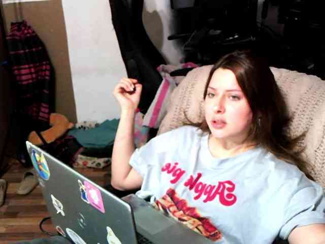 PuffyCandy webcam