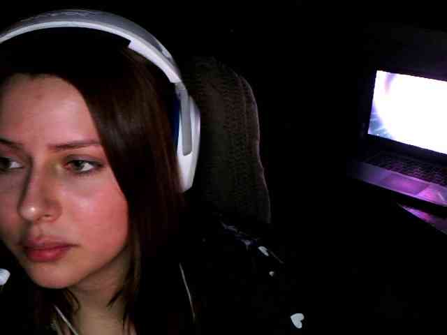 PuffyCandy webcam