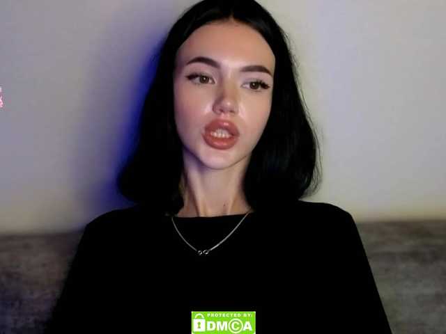 Lola-Lush live cam on BongaCams