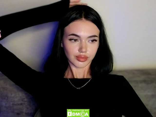 Lola-Lush live webcam show