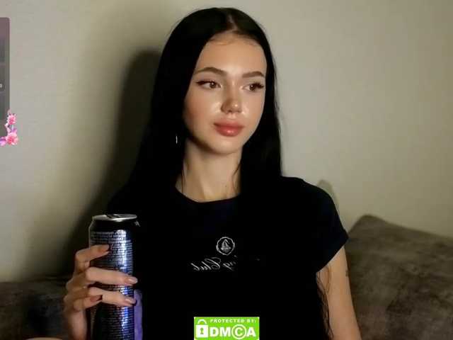 Lola-Lush, en directo ahora en BongaCams