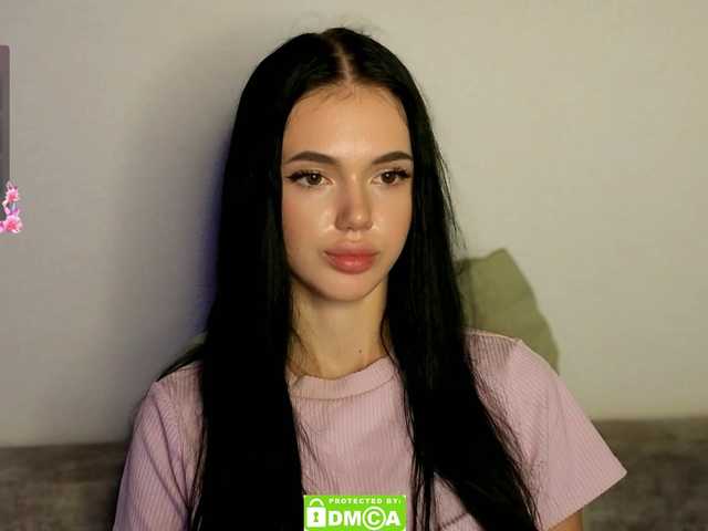Lola-Lush live cam on BongaCams