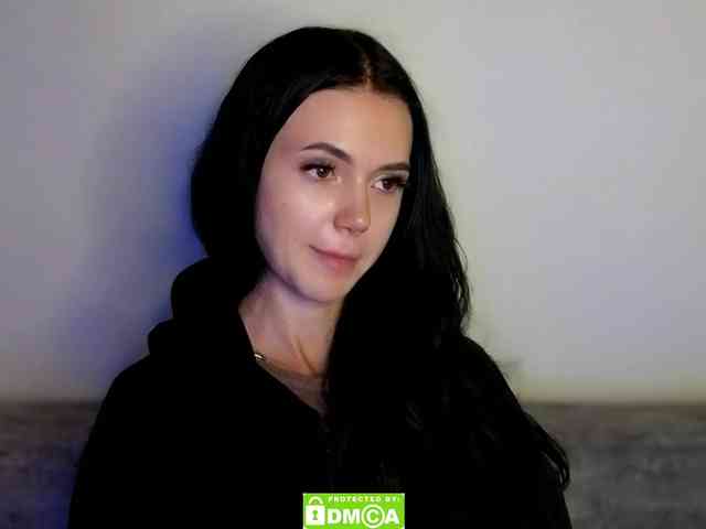 Lola-Lush webcam