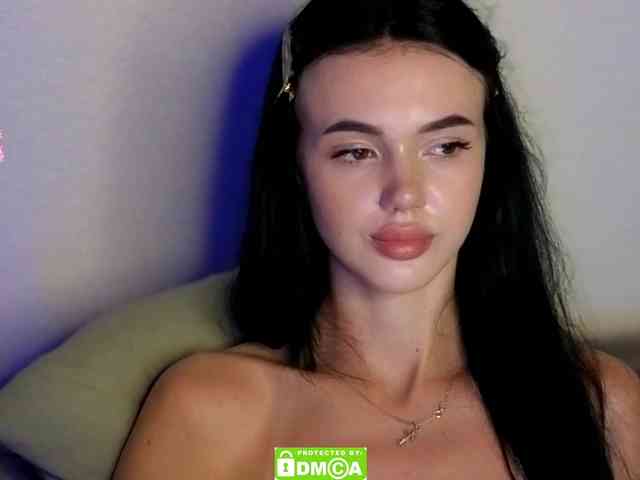 Lola-Lush webcam