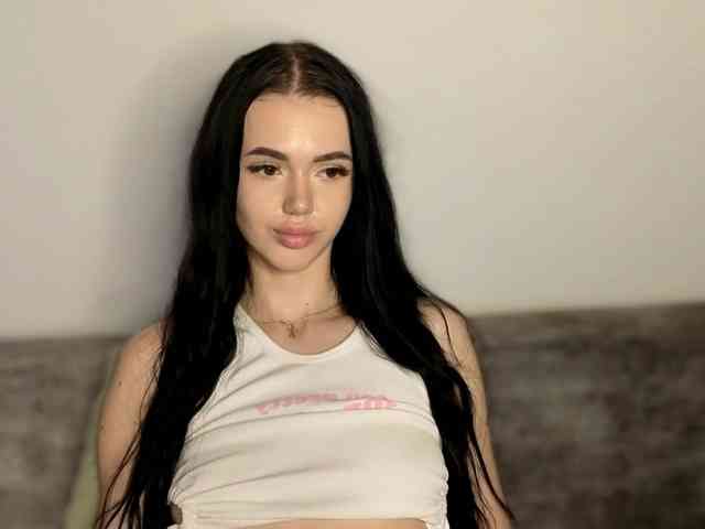 Lola-Lush webcam