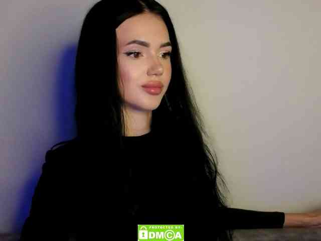 Lola-Lush webcam