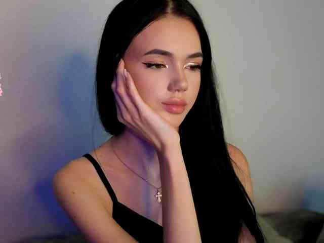 Lola-Lush Sex Cam Show
