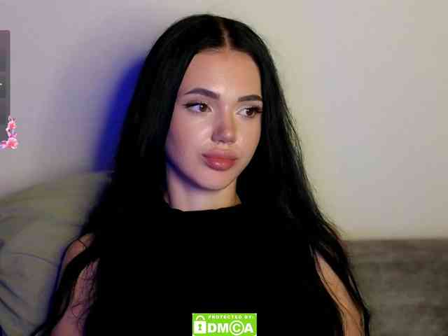 Lola-Lush webcam