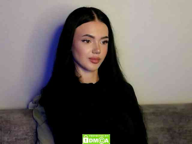 Lola-Lush webcam