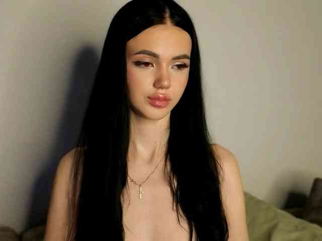 Модель: Lola-Lush