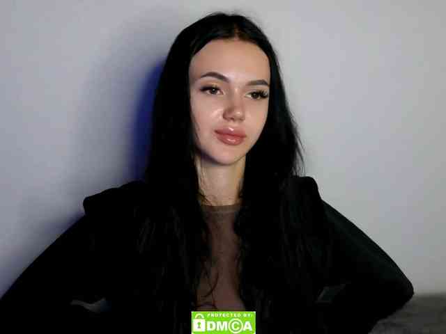 Lola-Lush webcam