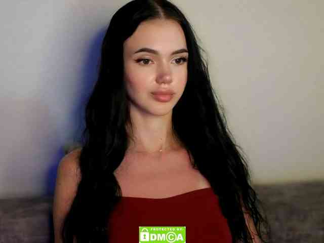 Lola-Lush webcam