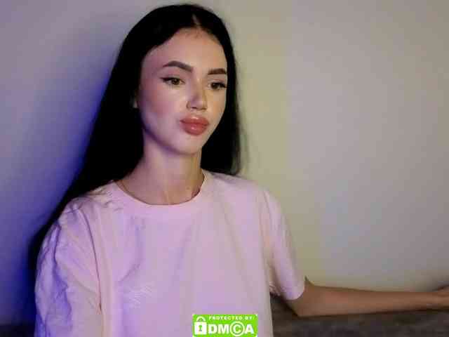 Lola-Lush webcam